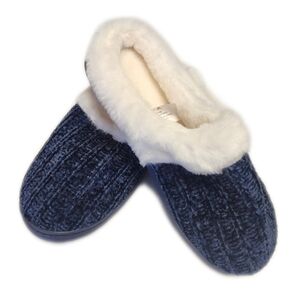 Amazon NEW IN BOX Navy Blue & Cream Clog Slippers, 9